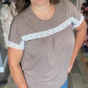 Short sleeve lace detail top NWT